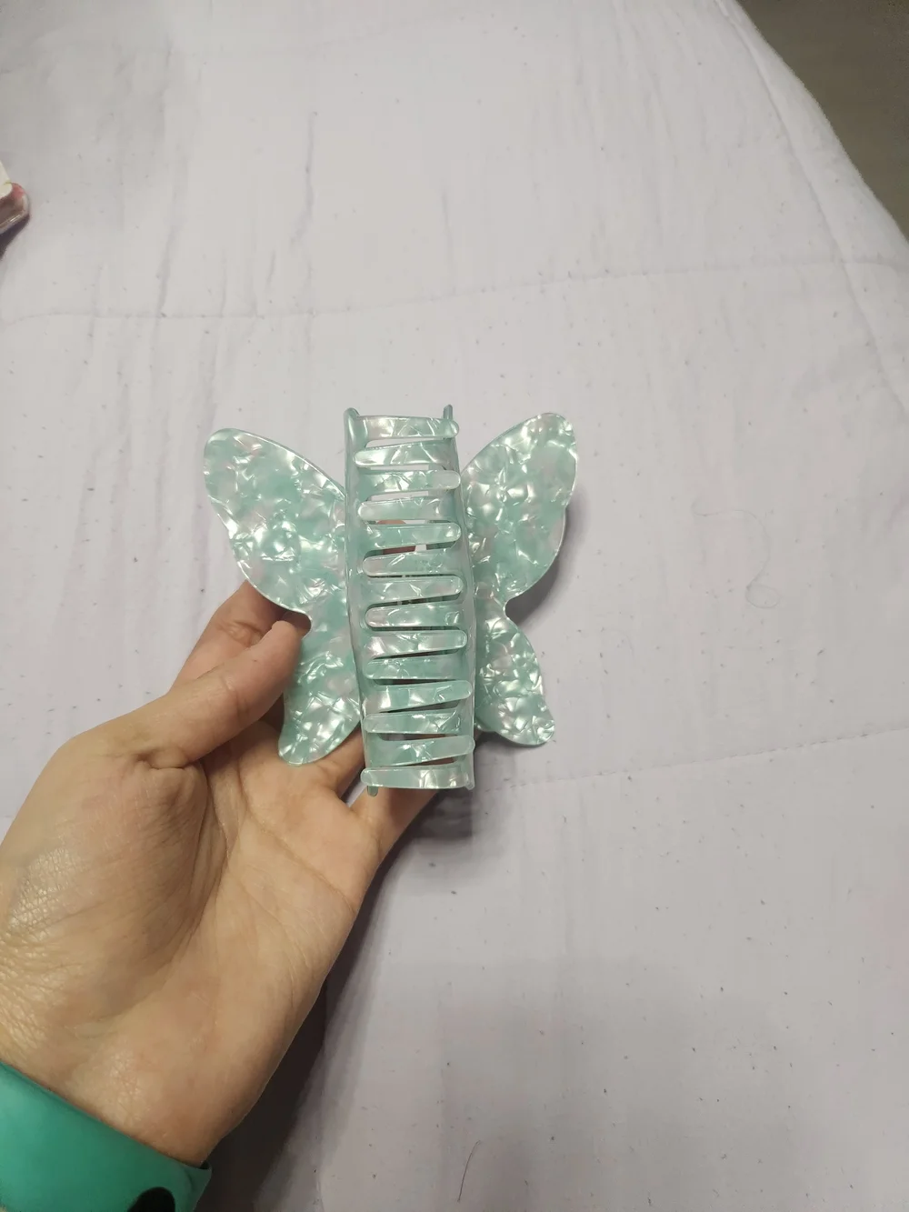Butterfly Hair Clip - Mint Pearl